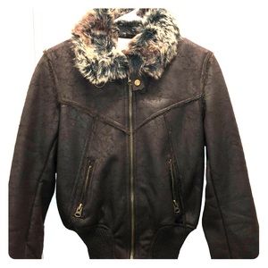Bomber jacket with fur collar